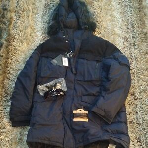 New A/X Armani Exchange Warm Deep Navy and Black Puffer Winter Jacket